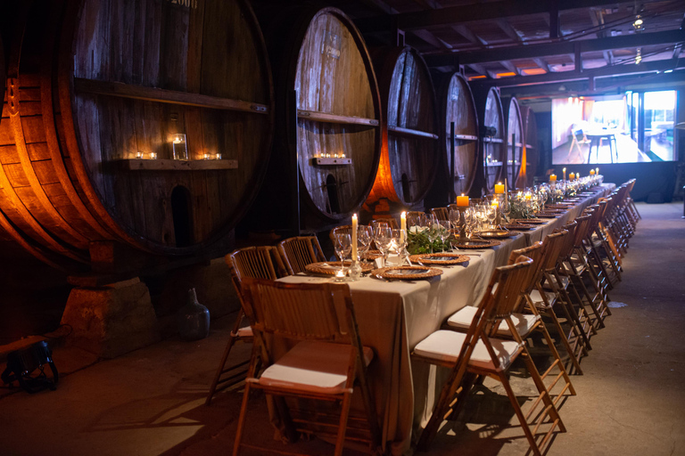 Montevideo: Premium Wine Tasting in a Centennial Winery (1892) Montevideo: Premium Wine Experience at Adega Centenária