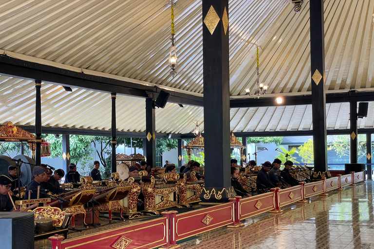 Yogyakarta: Prambanan Temple & Ramayana Ballet Tour