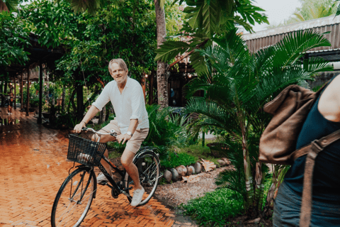 Ho Chi Minh: Can Tho Floating Market &amp; Bike Tour in ruralSmall group Floating Market and Bike Tour from Ho Chi Minh