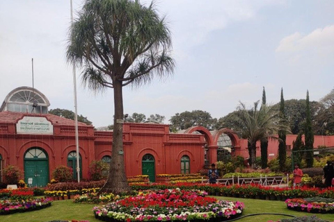 Bangalore Day Tour: Lalbagh, Tipu Palace & Bull Temple