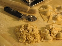 Florence, Pasta and Dessert Cooking Class with Drinks - Housity