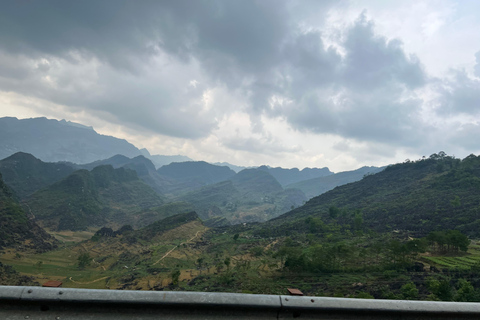 Från Hanoi: 4-dagars Ha Giang Loop Car Tour Plus redigerad video