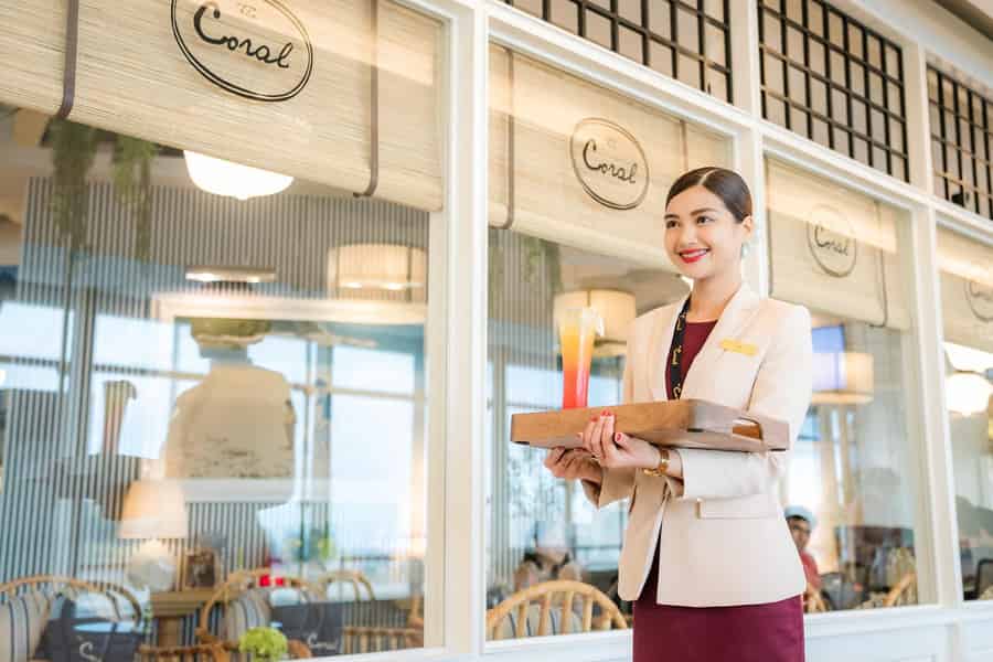 Flughafen Phuket: VIP Immigration Fast-Track Service & Lounge. Foto: GetYourGuide Flughafen Phuket: VIP Immigration Fast-Track Service & Lounge. Foto: GetYourGuide