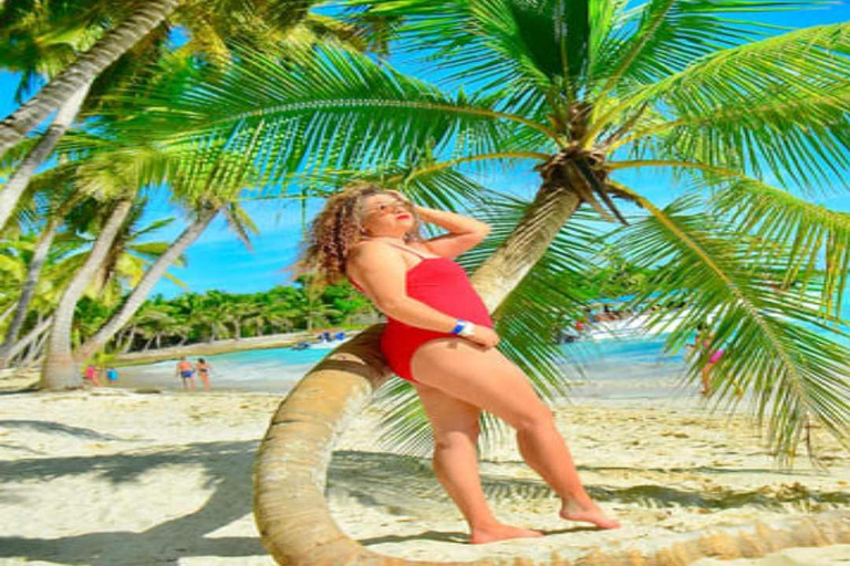 Punta Cana: Saona Island Tour with Lunch and Drinks