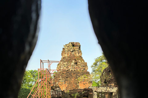 Santuario de My Son y Senderismo de Montaña - PeregrinaciónMi hijo Santuario Viaje de madrugada