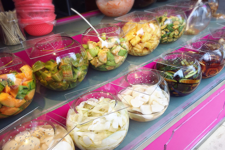 Guilin: 2-hour Local Food Tasting Tour