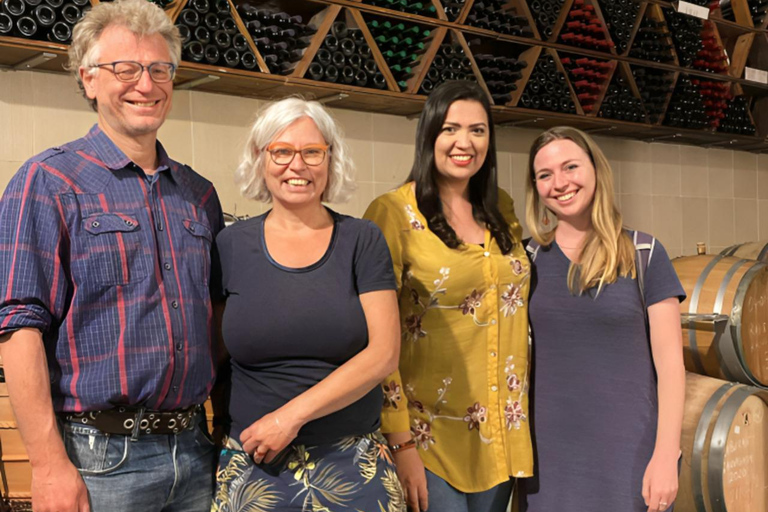 Lalez Wine Tasting, Wine Tour, Kayak & Full Lunch Experience German speaking private group