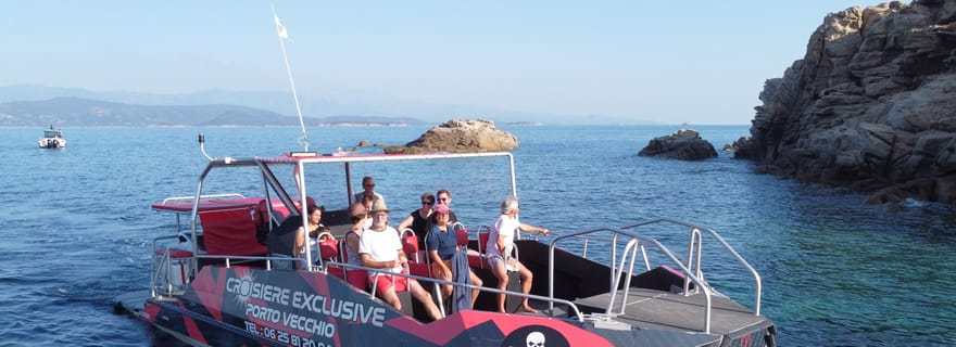 Demi-journée : découverte des îles Lavezzi et des falaises de Bonifacio