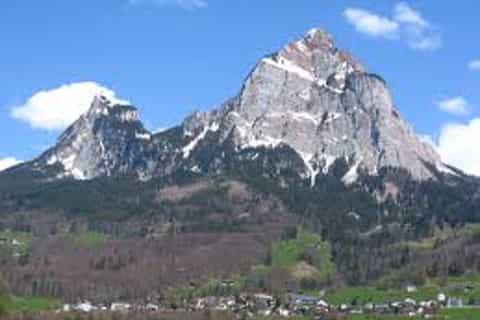 2-3 Days Guided Hiking in the Swiss Alps
