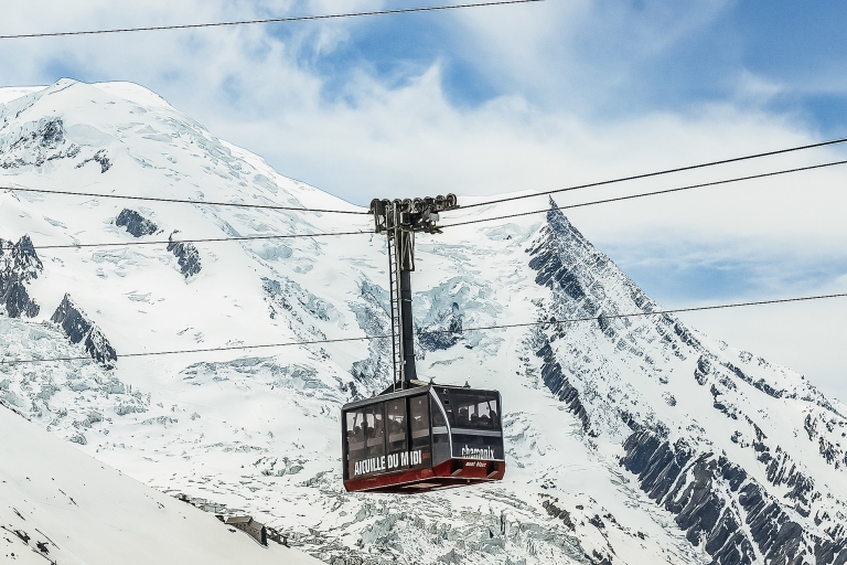 Desde Ginebra: tour de 1 día a Chamonix y Mont-BlancMont Blanc: ida y vuelta desde Ginebra con funicular y tren