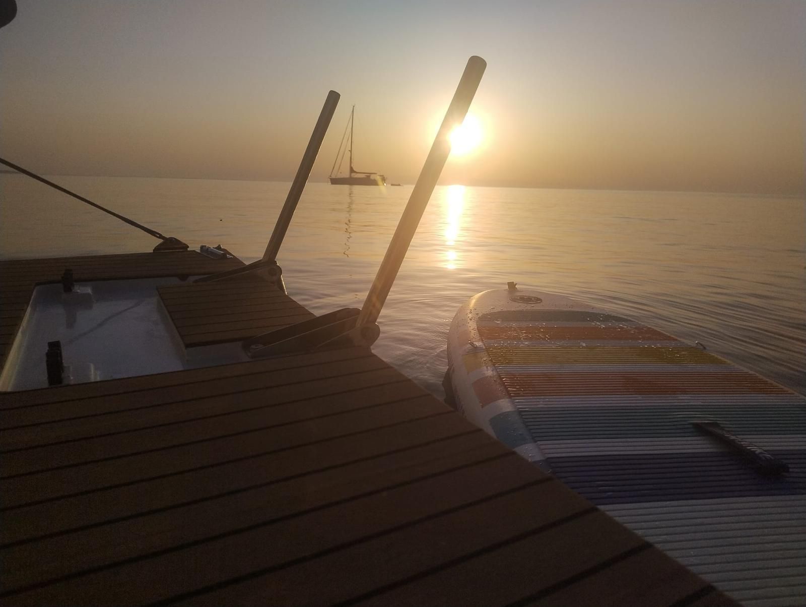 Villasimius Sunset an Bord eines Schlauchboots