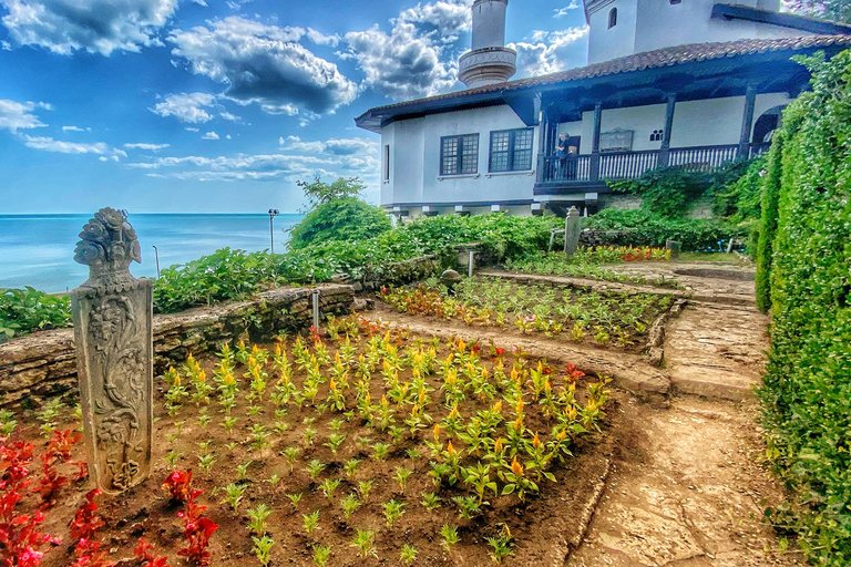 Varna: Silver Coast, Balchik, Kaliakra Cape, Obrochiste Tour