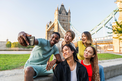 Londra: Tour guidato della Torre di Londra con opzione Gioielli della Corona5 ore: Torre di Londra, Gioielli e Tower Bridge (privato)