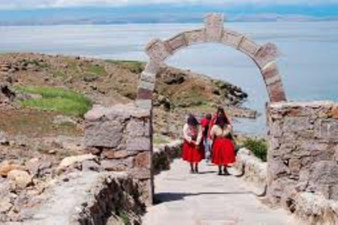 From Cusco:Explore the Route of the Sun | 2D Amantani Island