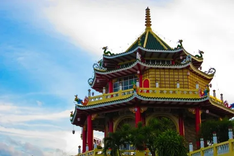 Mactan and Cebu Twin City Tour with Lunch