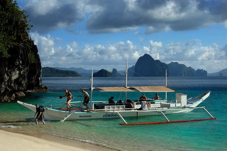 Cebu: Båtluffningstur med lunch ombord