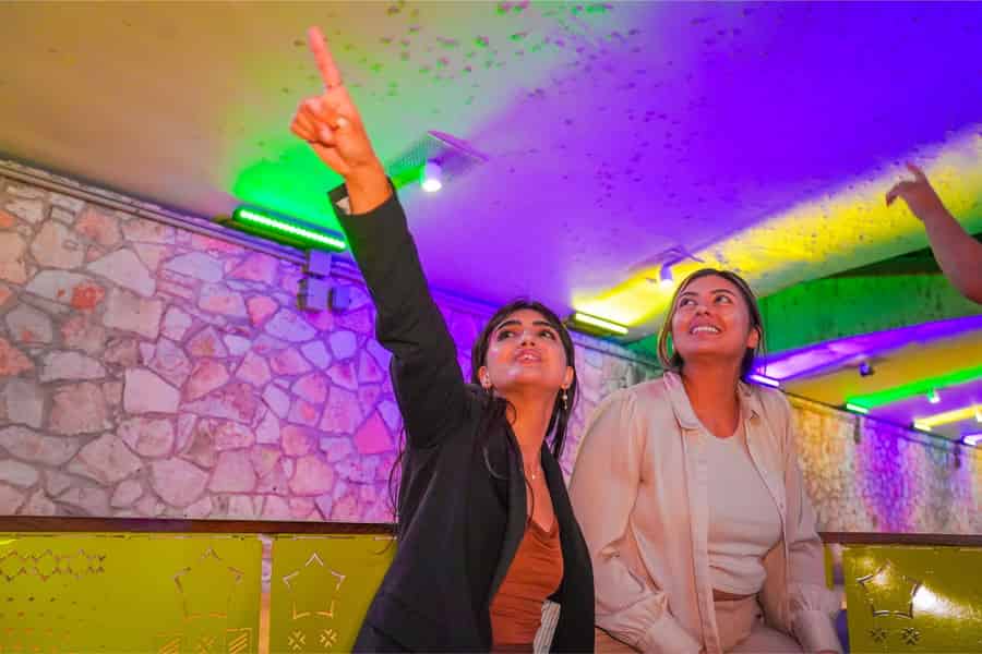 San Antonio Premium-Nachttour mit Abendessen und Bootsfahrt. Foto: GetYourGuide San Antonio Premium-Nachttour mit Abendessen und Bootsfahrt. Foto: GetYourGuide