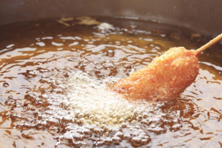Osaka: Kushikatsu Cooking Experience with Sake