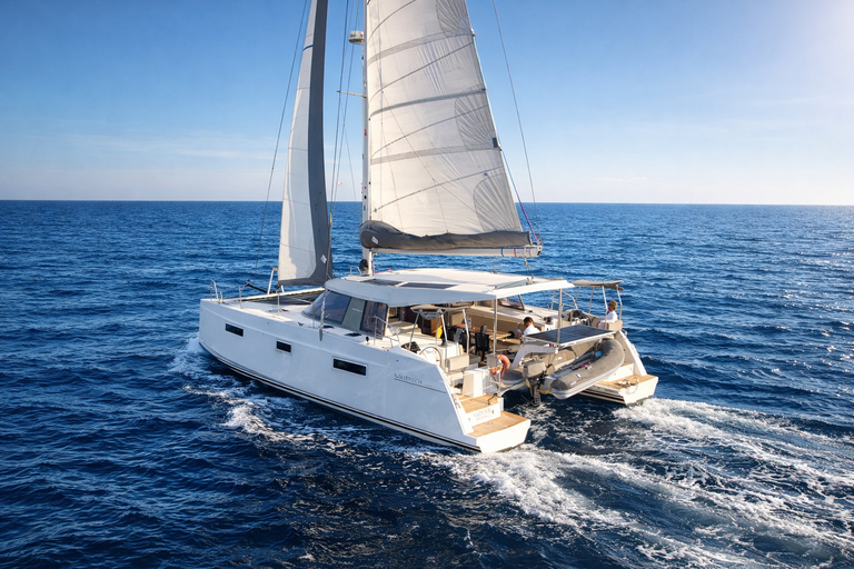 Gouves: Dia Island Catamaran Cruise with Swimming&Snorkeling