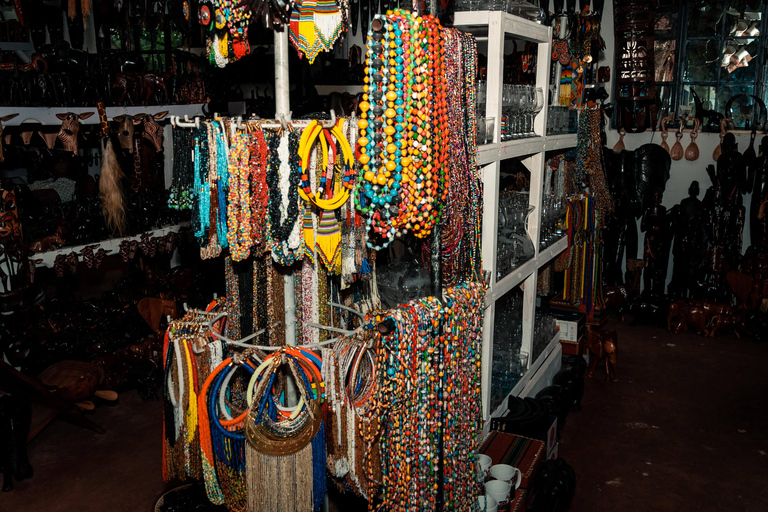 Nairobi Souvenir Shopping Half Day Tour
