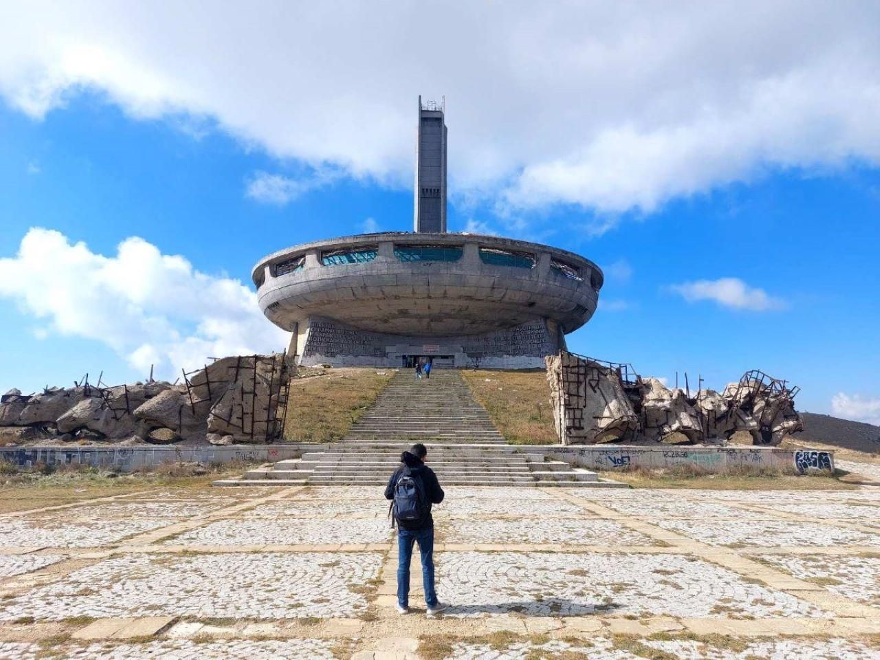 Ab Sofia: Tour zu Buzludzha, ins Rosental & zum Tal der thrakischen Könige