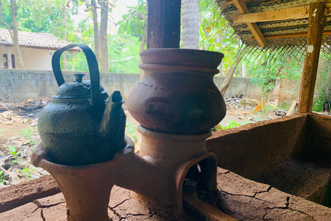 Anuradhapura: Attrezzatura tradizionale per cucinare in Sri LankaAnuradhapura: Attrezzi tradizionali per cucinare in Sri Lanka