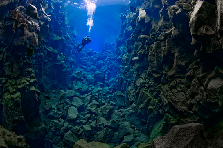 Silfra: Diving Between Tectonic PlatesWith Meeting Point