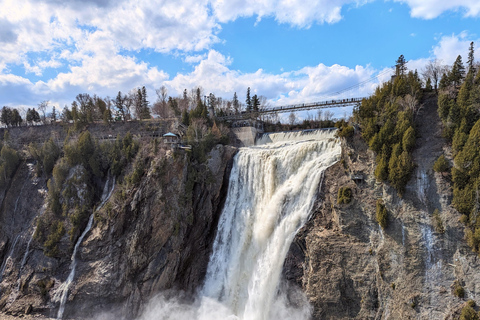 Quebec City: Führung durch die Montmorency Falls und SeilbahnGruppentour auf Französisch