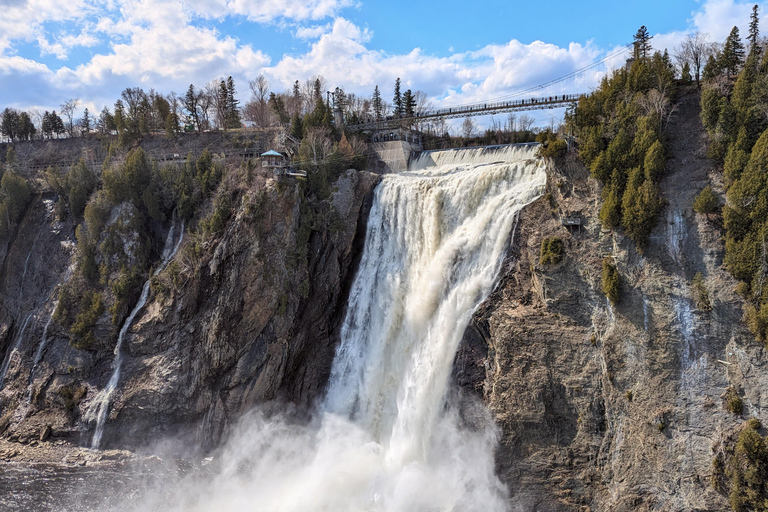 Quebec City: Führung durch die Montmorency Falls und SeilbahnGruppentour auf Französisch