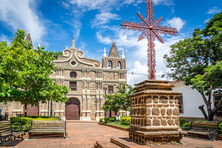 Medellin: Have a rural experience | Discover an old colonial town Medellín: Enjoy a Rural Experience | Discover an Old Colonial Town