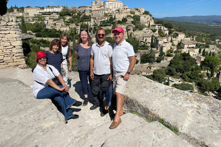 Marseille: Luberon Villages and Market Day Tour