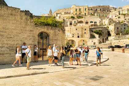 Matera: Sassi-Tour mit Höhlenhaus und Felsenkirche Matera: Sassi-Tour mit Höhlenhaus und Felsenkirche