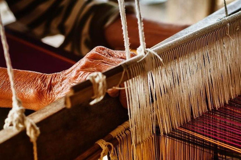 Cappadocia: Carpet Weaving Workshop Traditional Carpet Weaving Experience (6–18 People)