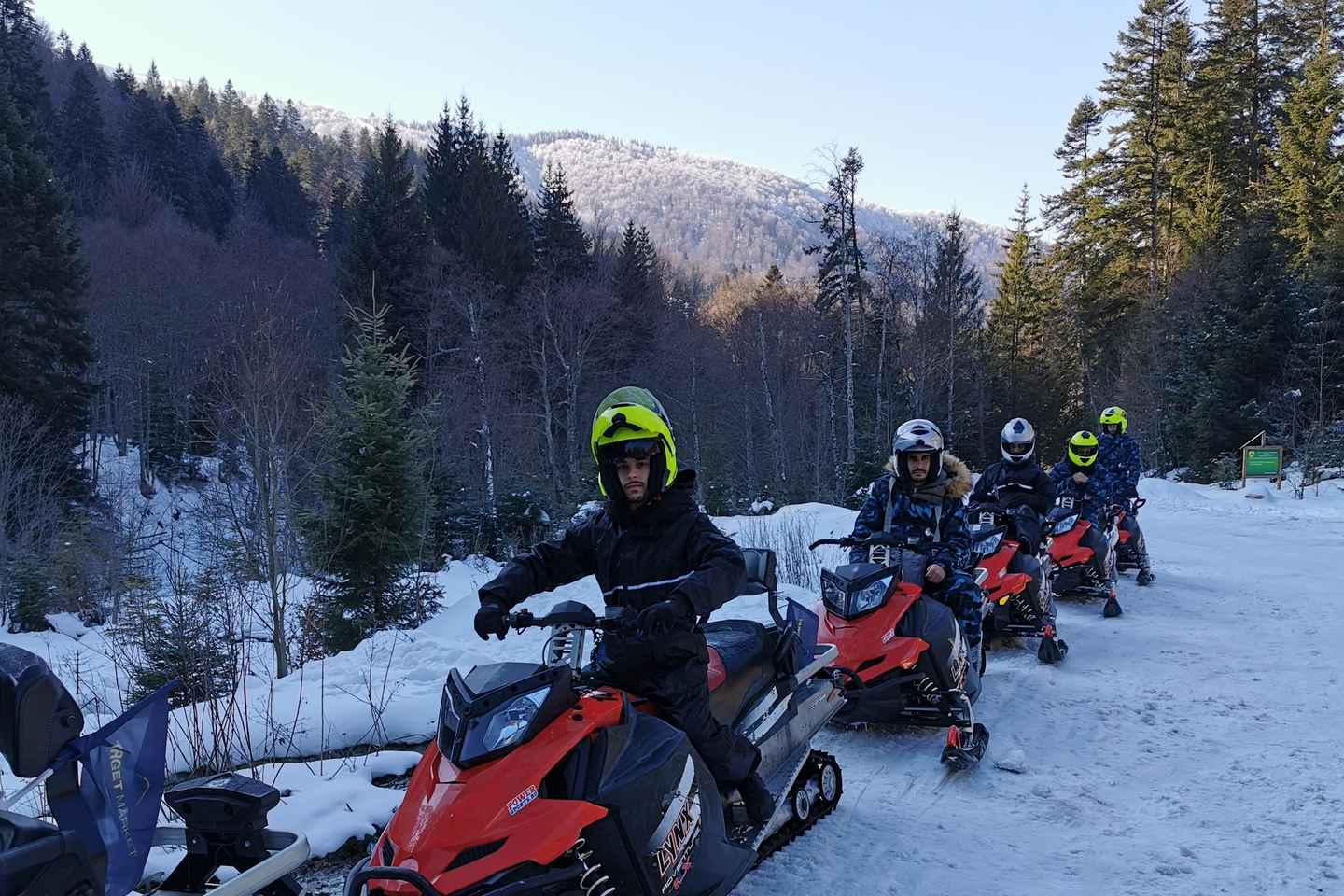 ブカレスト発カーパテイ山脈バギー・クアッドツアー
