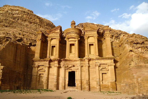 Private Day Tour to Petra and Dead Sea