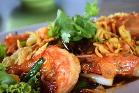 Targ Maeklong, tajemnice namorzynów, podróż inspirowana lotosem