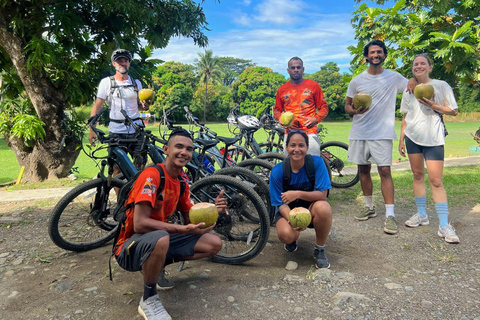 Off-Road E-Bike Tour mit ortskundigen Guides