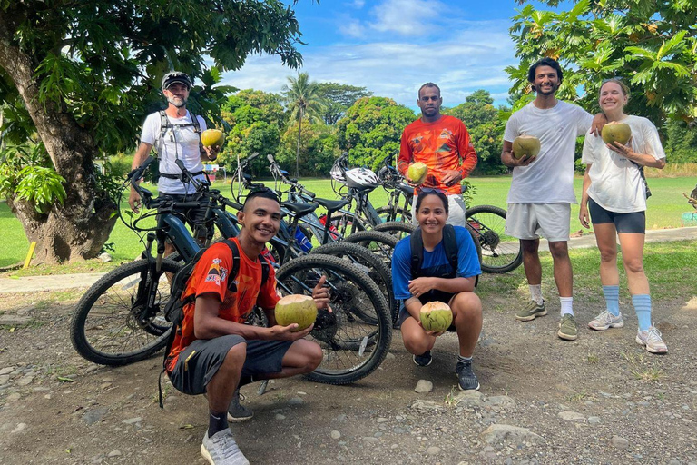 Off-Road E-Bike Tour mit ortskundigen Guides