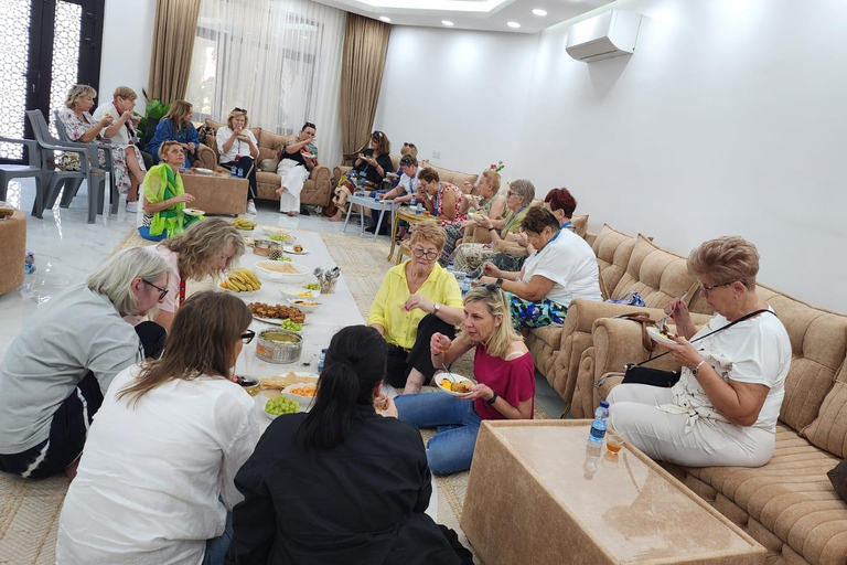 From Muscat: Authentic Omani Dinner with a Local Family