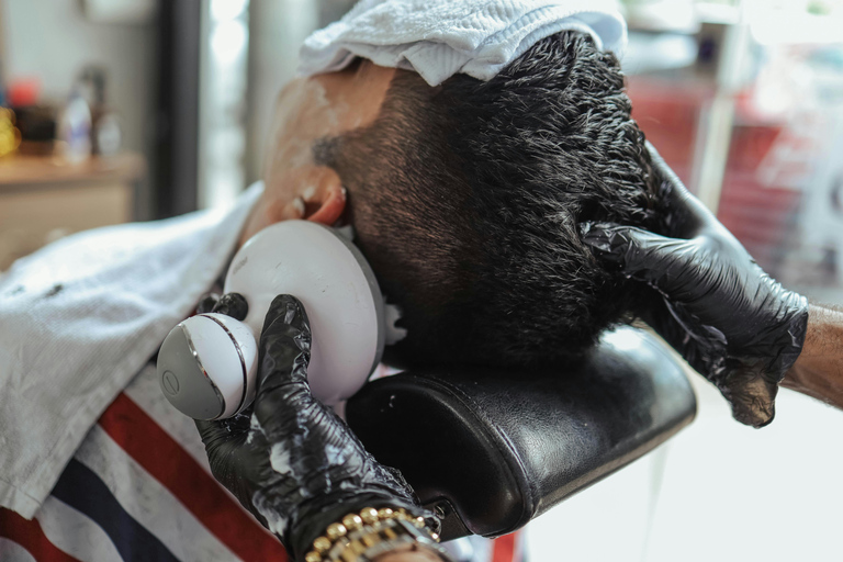 Kathmandu: Traditional Head or Full Body Massage