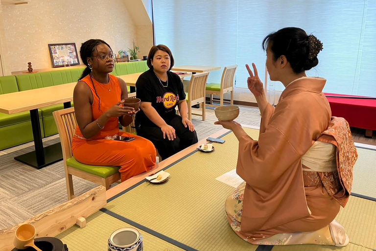 Tea ceremony experience in Japanese-style room 60min 60min session