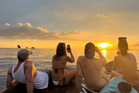 كرابي: جولة على متن قارب فاخر لمشاهدة غروب الشمس في 7 جزر مع الشواء والعوالقانضم للجولة