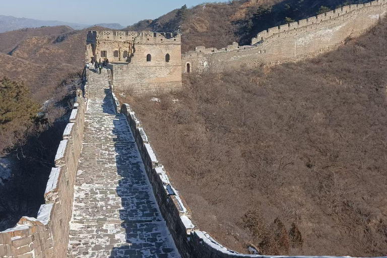 Beijing: Badalin Great Wall Private Tour with Pickup Badaling private tour (including city pick-up and drop-off)
