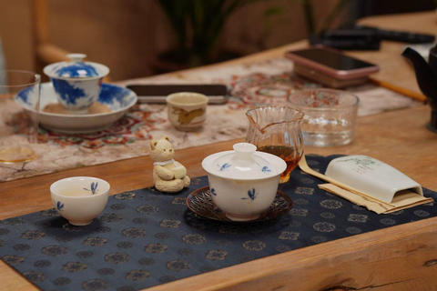 Shanghai: Chinese Tea Ceremony Workshop with Tasting