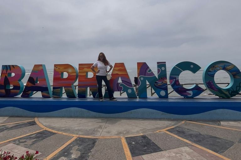 Lima: Private Tour of Barranco, La Herradura, and the Pachacámac Sanctuary