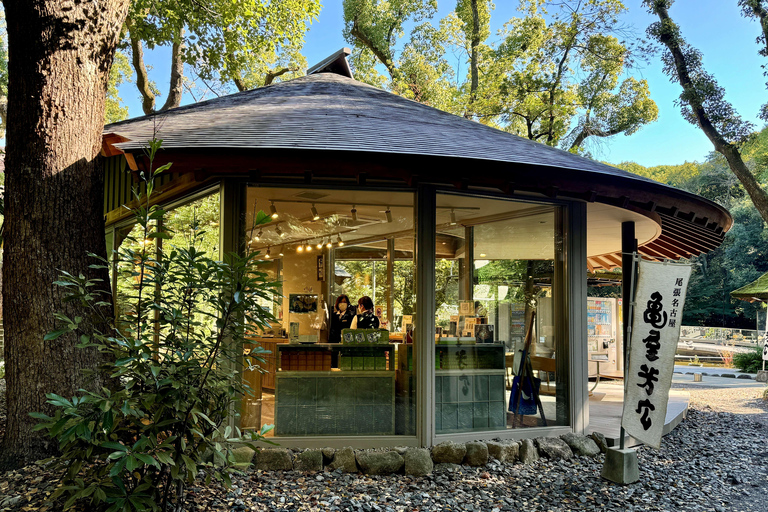 Nagoya: Wycieczka z przewodnikiem po świątyni Atsuta i muzeum mieczy