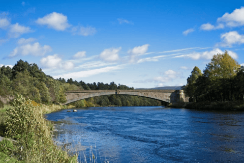 Inverness: Cairngorm Mountains and Highland Folk Museum Tour
