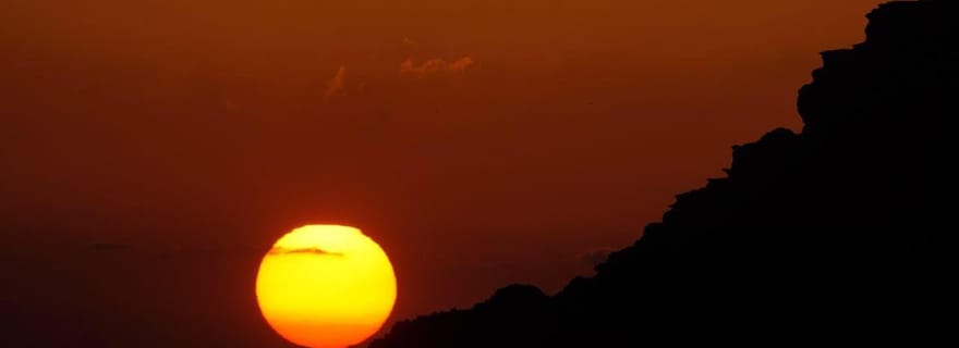 Wadi Rum : visite d'une jounée, déjeuner, sandboard, balade à dos de chameau, coucher de soleil