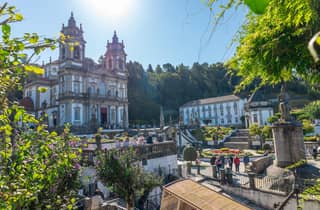 Ab Porto: Tour nach Braga & Guimarães mit Bom Jesus & Burg