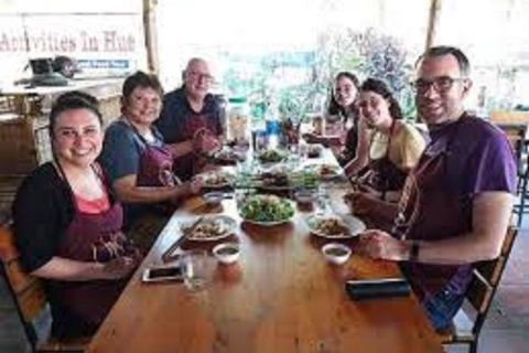 Hue : Wegańska / wegetariańska lekcja gotowania z lokalną rodziną